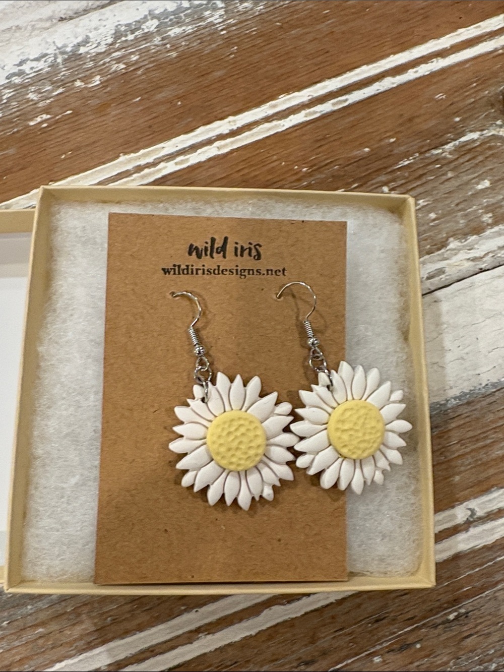 White and Yellow Daisy Drop Earrings